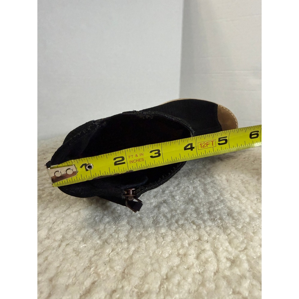 Toms Booties Black Suede Ankle High Majorca Perforated 7.5 Peep Toe Block Heel - Picture 10 of 12